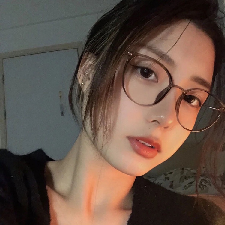 វ៉ែនតា​បែប​កូរ៉េ សម្រាប់​ការពារ​ពន្លឺ​ ការពារ​កាំរស្មី UV ការពារ​ការ​អស់កម្លាំង