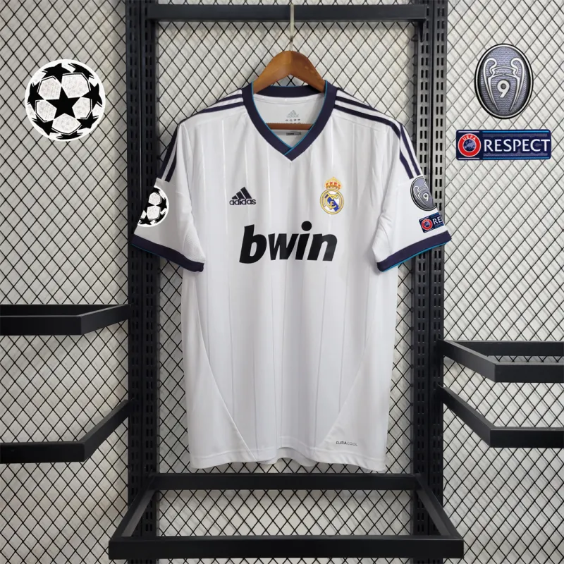 2012-13 Real Madrid öZIL #10 KAKA' #8 Home Retro Jersey