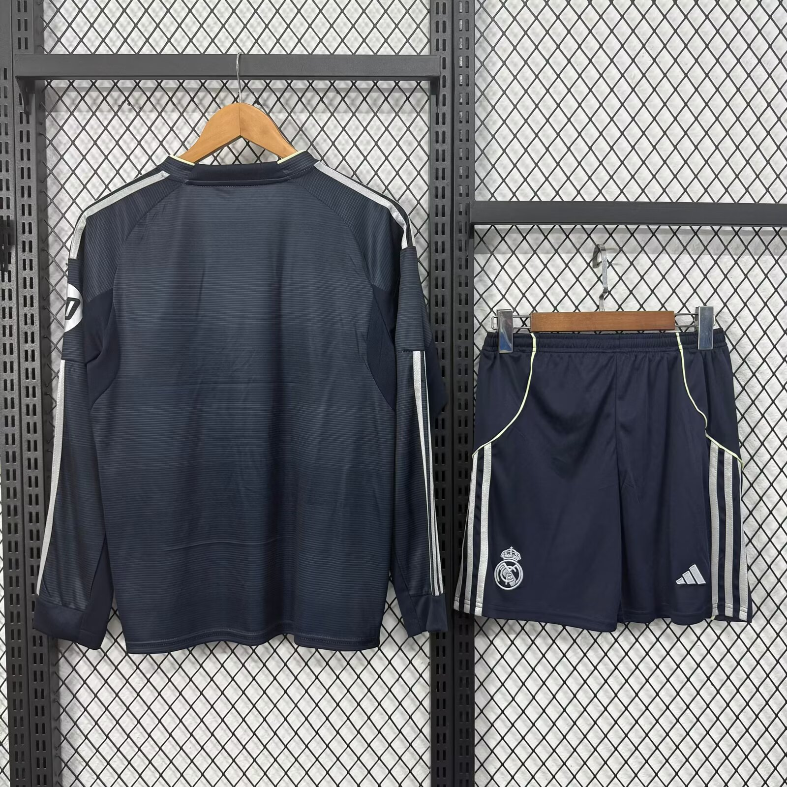 25-26 Kids Real Madrid Away Long Sleeve Jersey