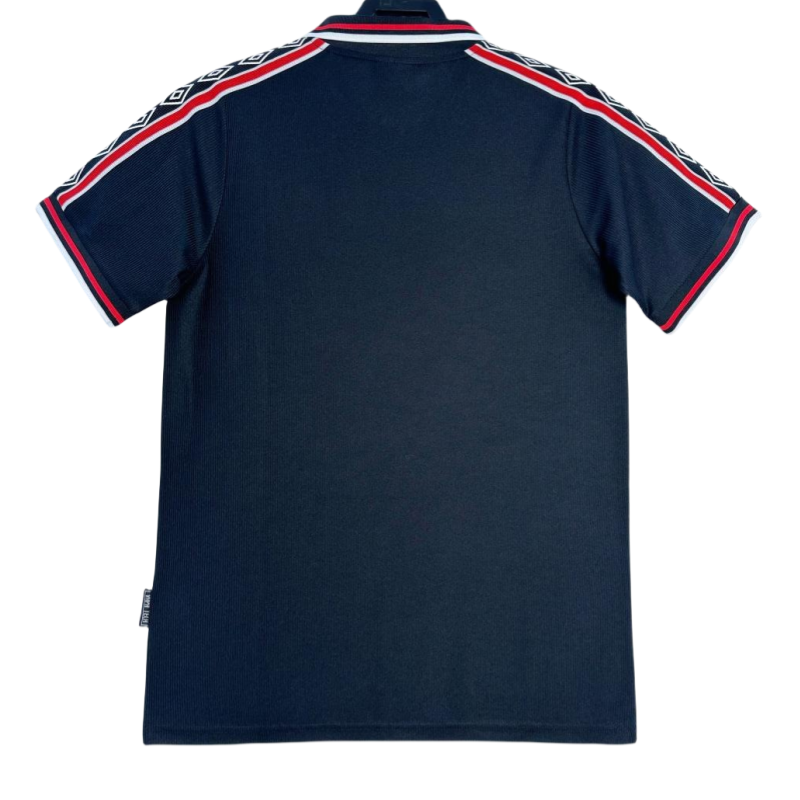 Retro Manchester United Away Football Shirt 1998/1999