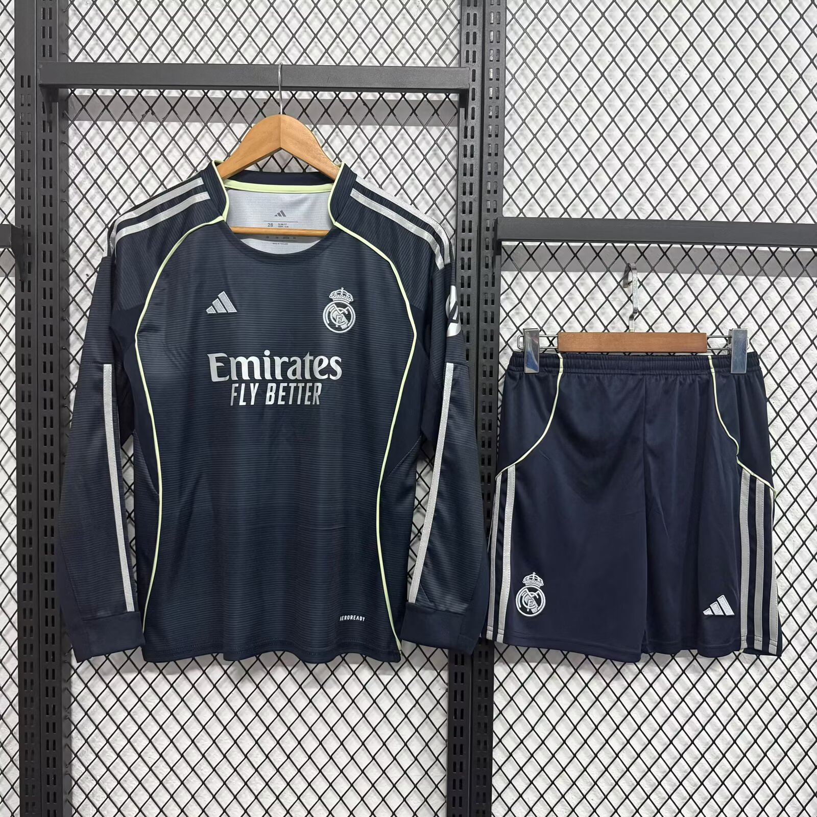 25-26 Kids Real Madrid Away Long Sleeve Jersey