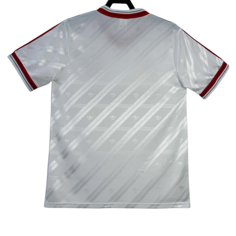 Retro Manchester United Away Football Shirt 1986/1988