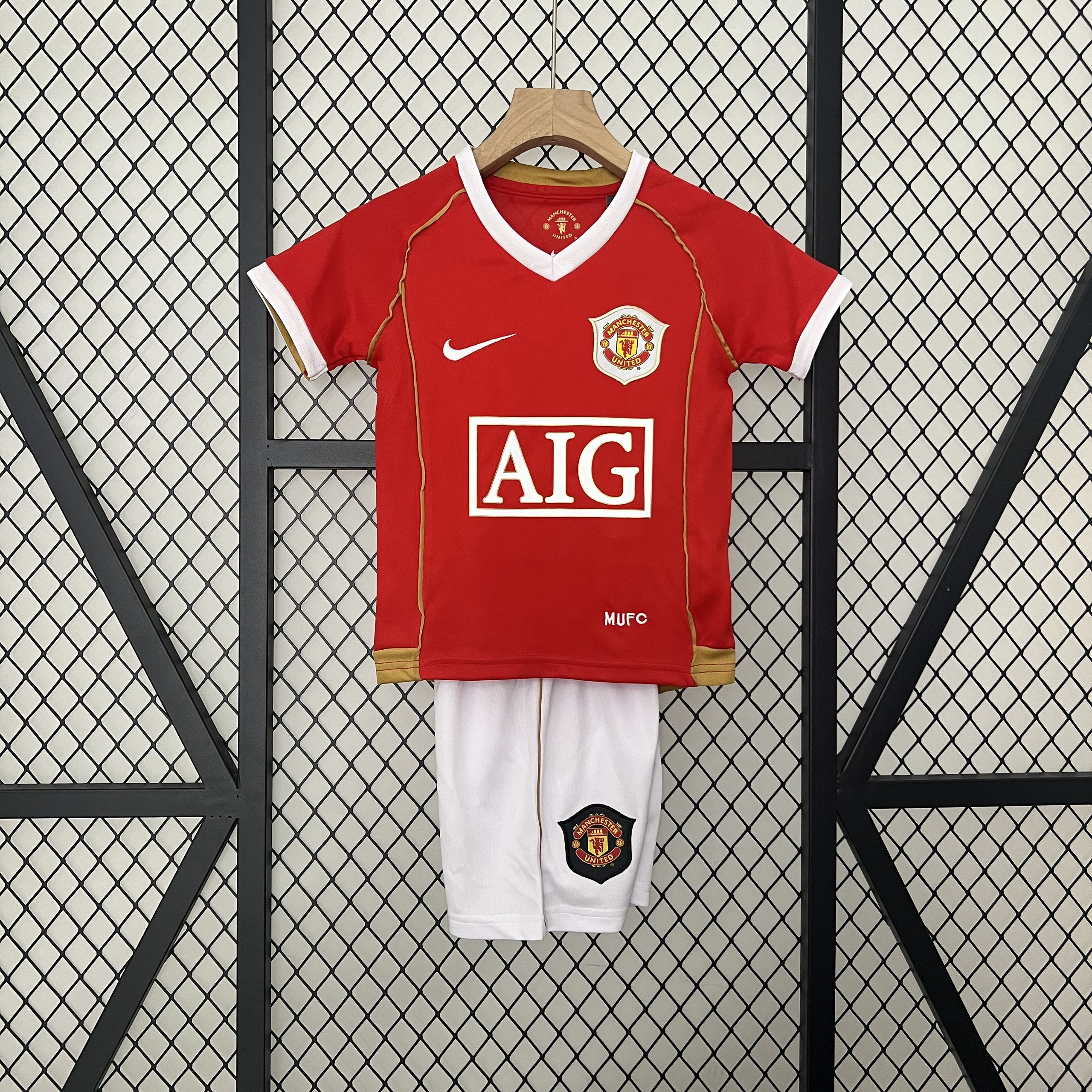 Manchester United 06-07 Home Retro Kids Kits Children Sets Football Jerseys