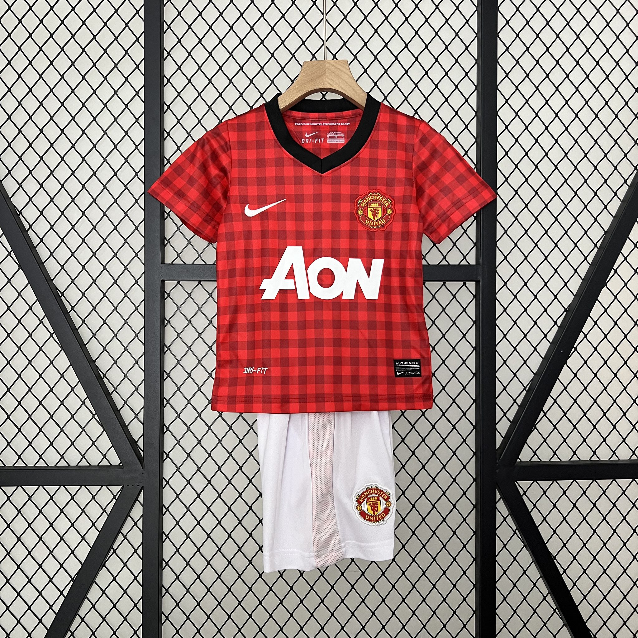 Manchester United 12-13 Home Retro Kid Kits Youth Apparels Jersey