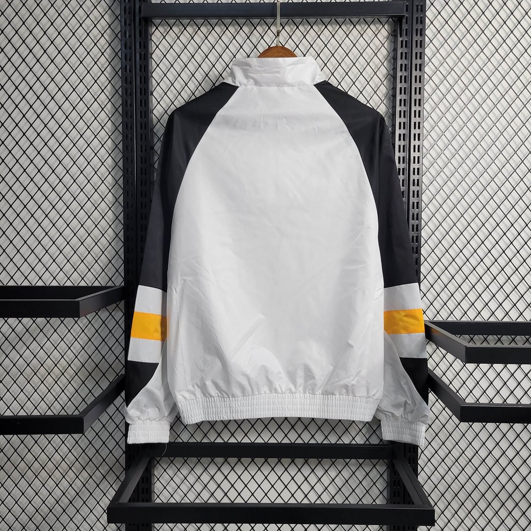 2023/2024 Juventus Windbreaker White Football Shirt