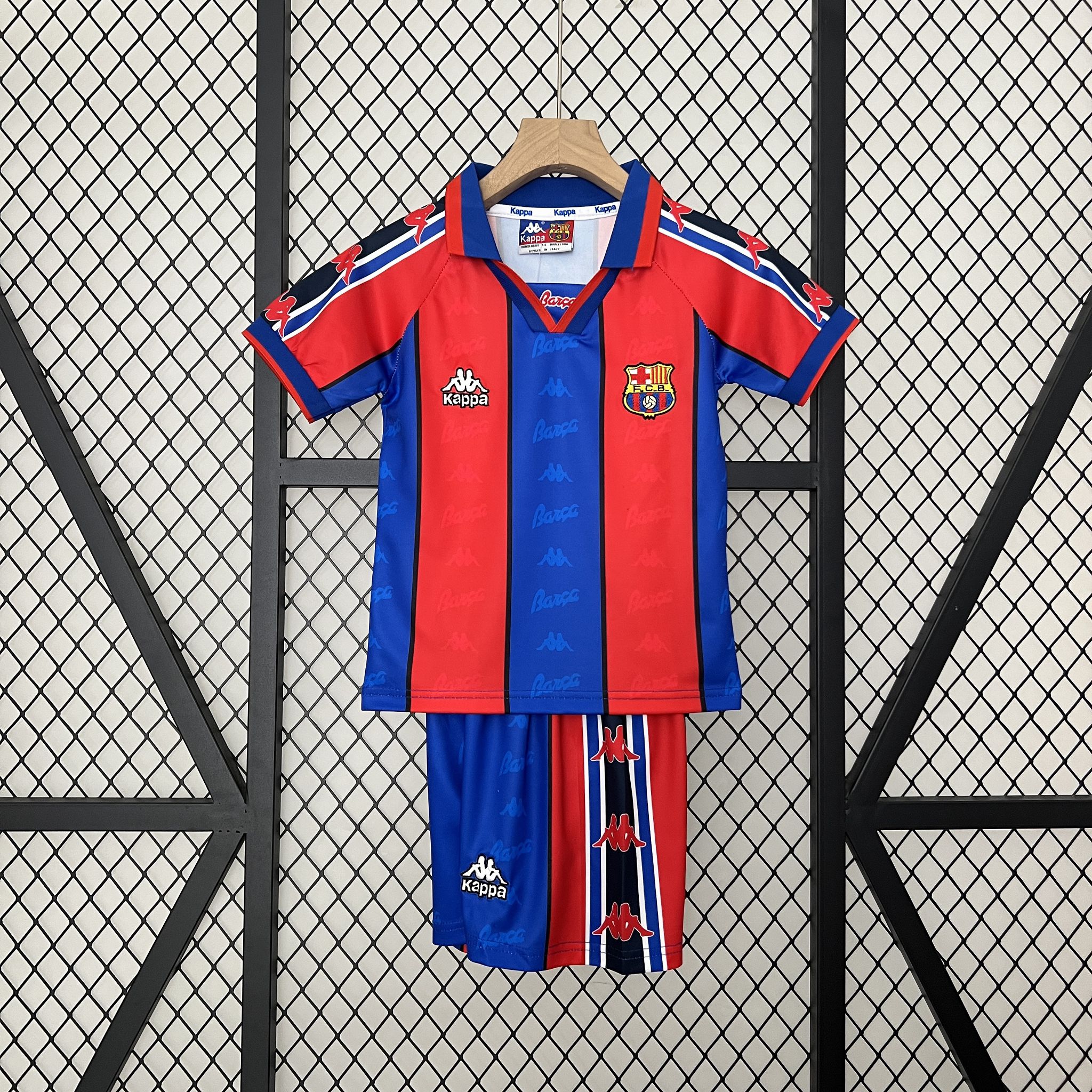 Barcelona 95-97 Home Retro Kid Kits Youth Apparels Jersey