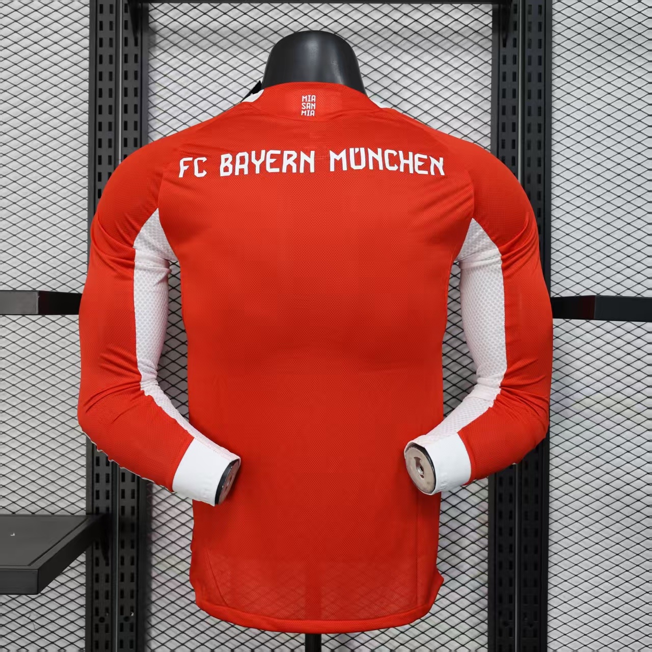 Player Version 25-26 Bayern Munich Home Long Sleeve Jersey