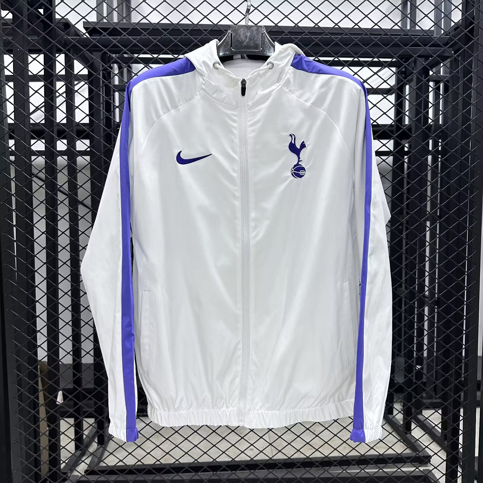 2025/2026 Tottenham Hotspur White Windbreaker Football Shirt