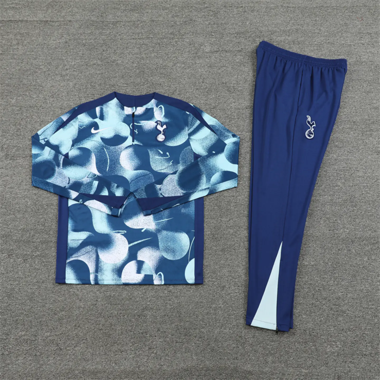 Tottenham Hotspur 24-25 Long Sleeve Training Set - Blue Camouflage