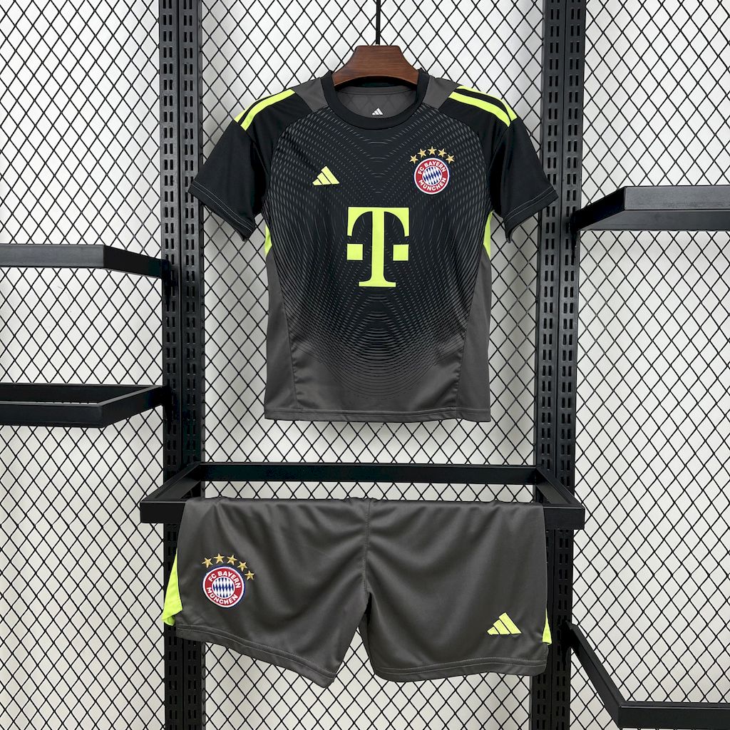 Bayern Munich 2025-26 Blackn Goalkeeper Kids Kit