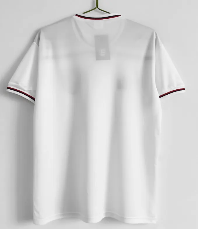 England  1982 Retro Soccer Jersey Home Replica