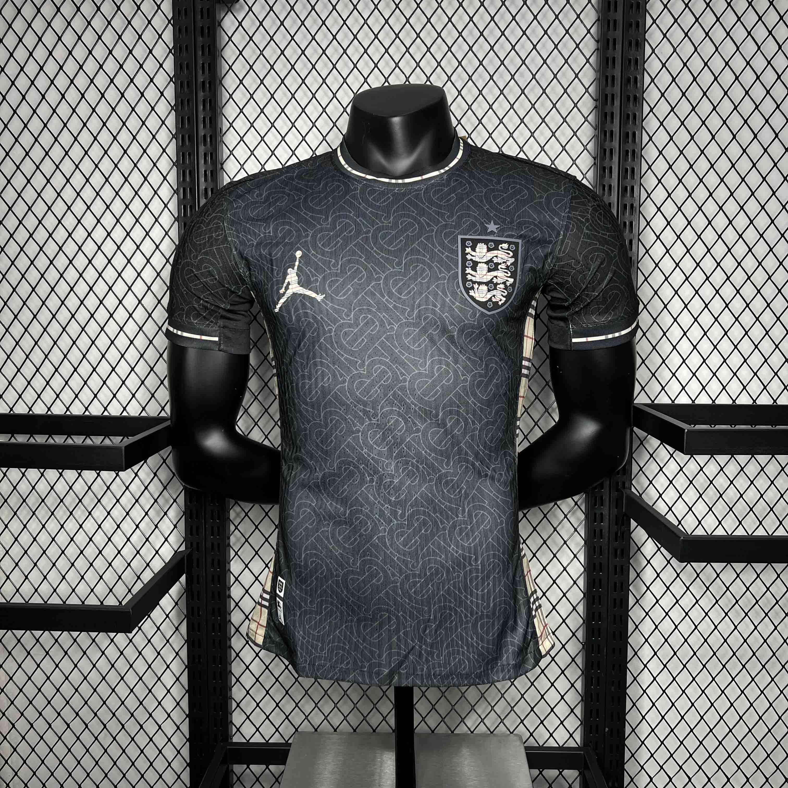 Burberry Joint 2024 Player England Special Edition Soccer Jersey