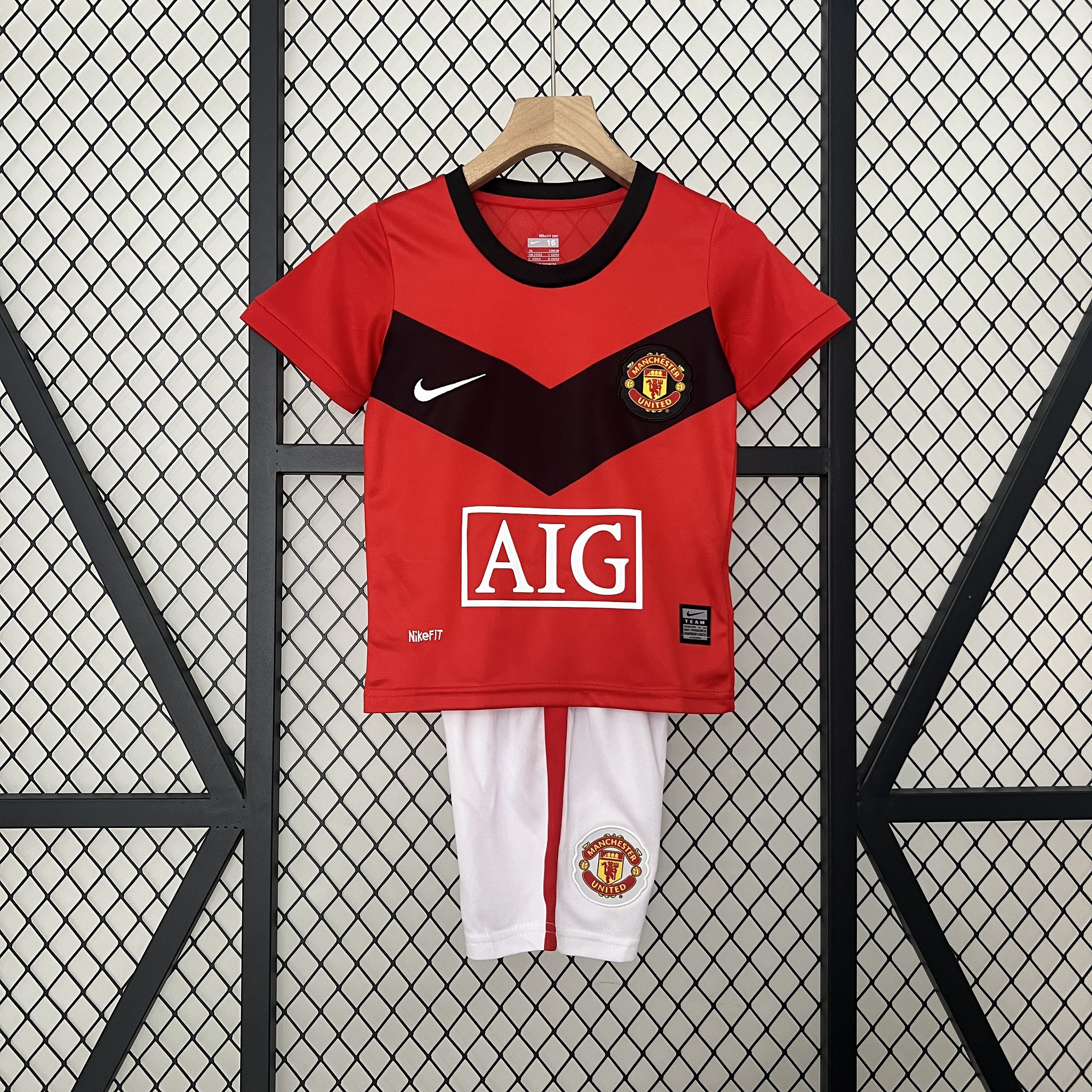 Manchester United 09-10 Home Retro Kid Kits Children Sets Jersey