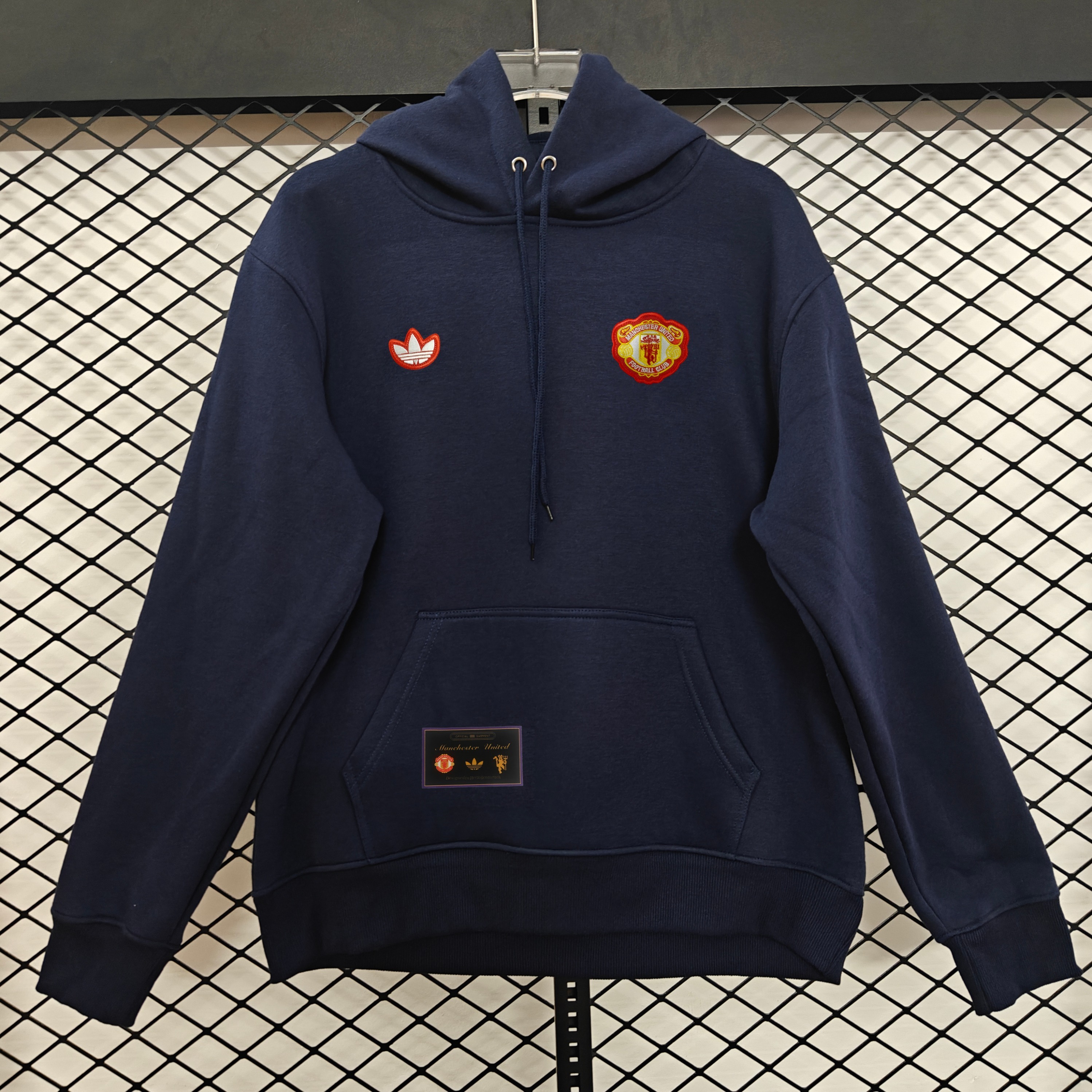 Manchester United Retro Hoodie （Multiple colors）