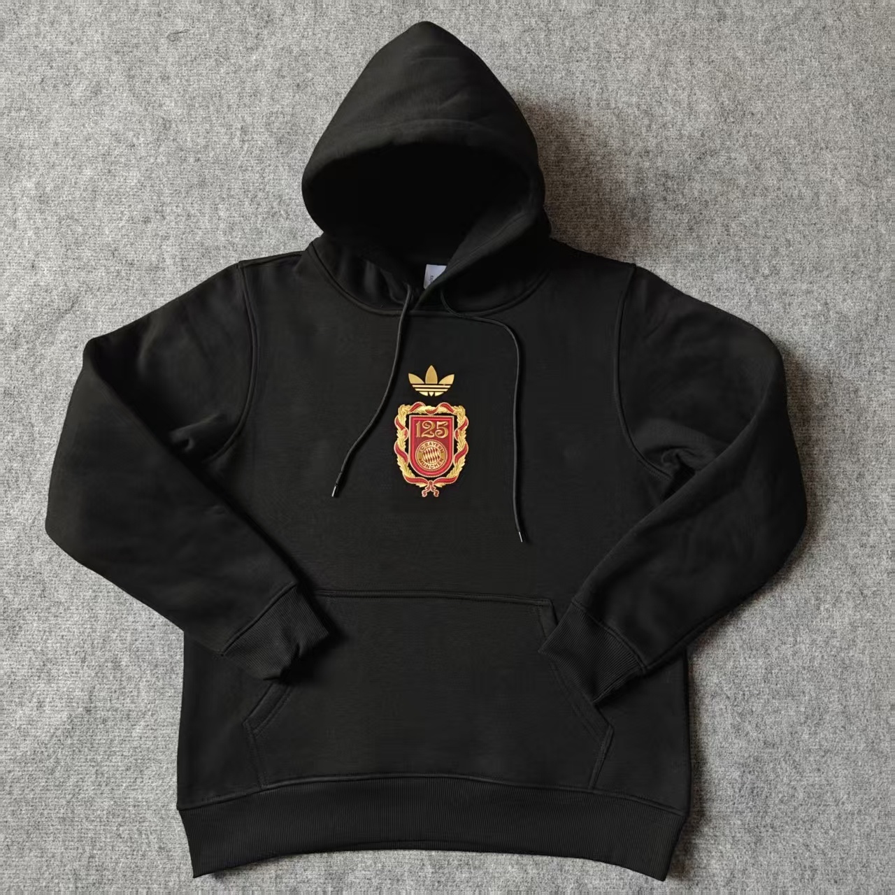 Bayern Munich 125th Anniversary fleece-lined Hoodie （Multiple colors）