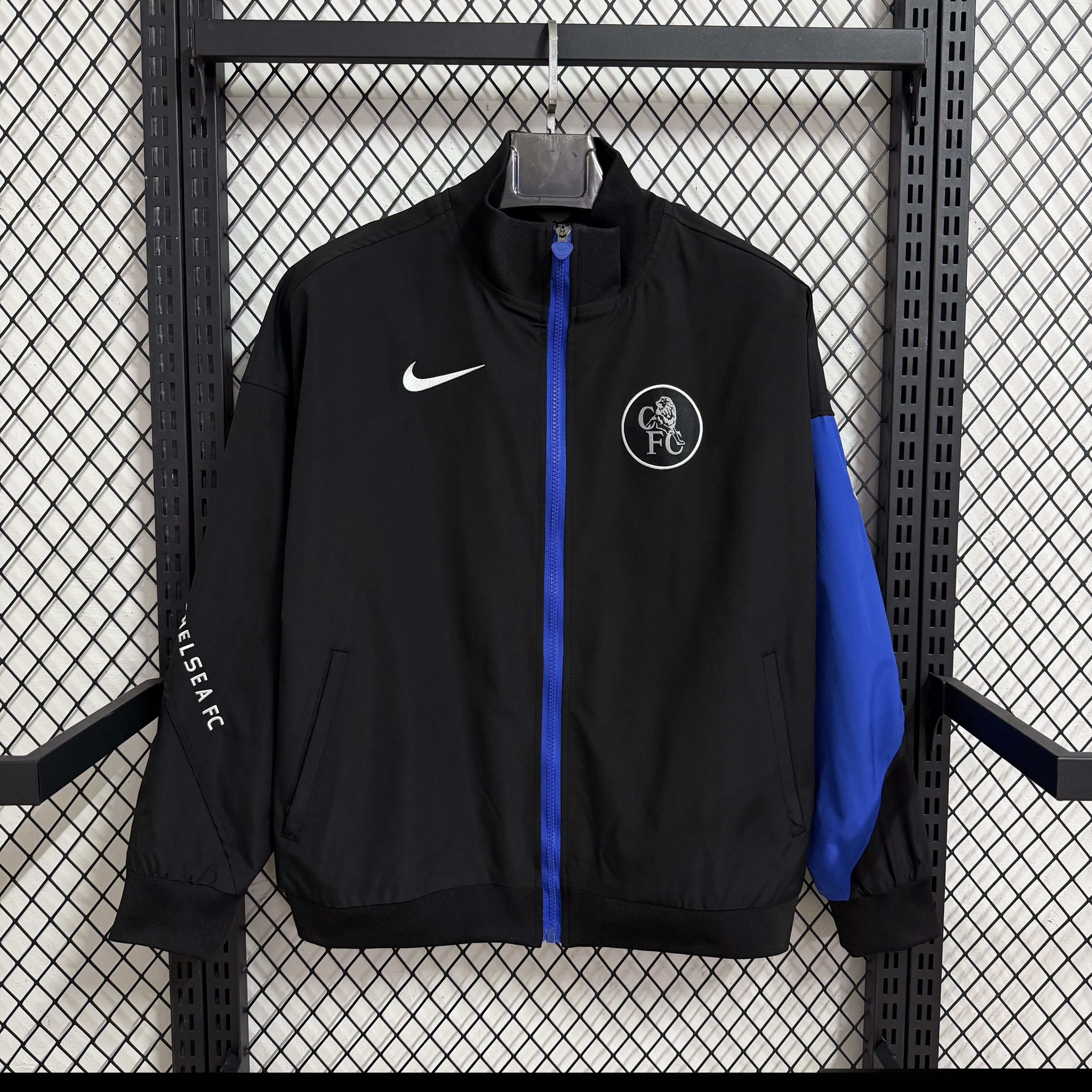 Chelsea Windbreaker 25-26
