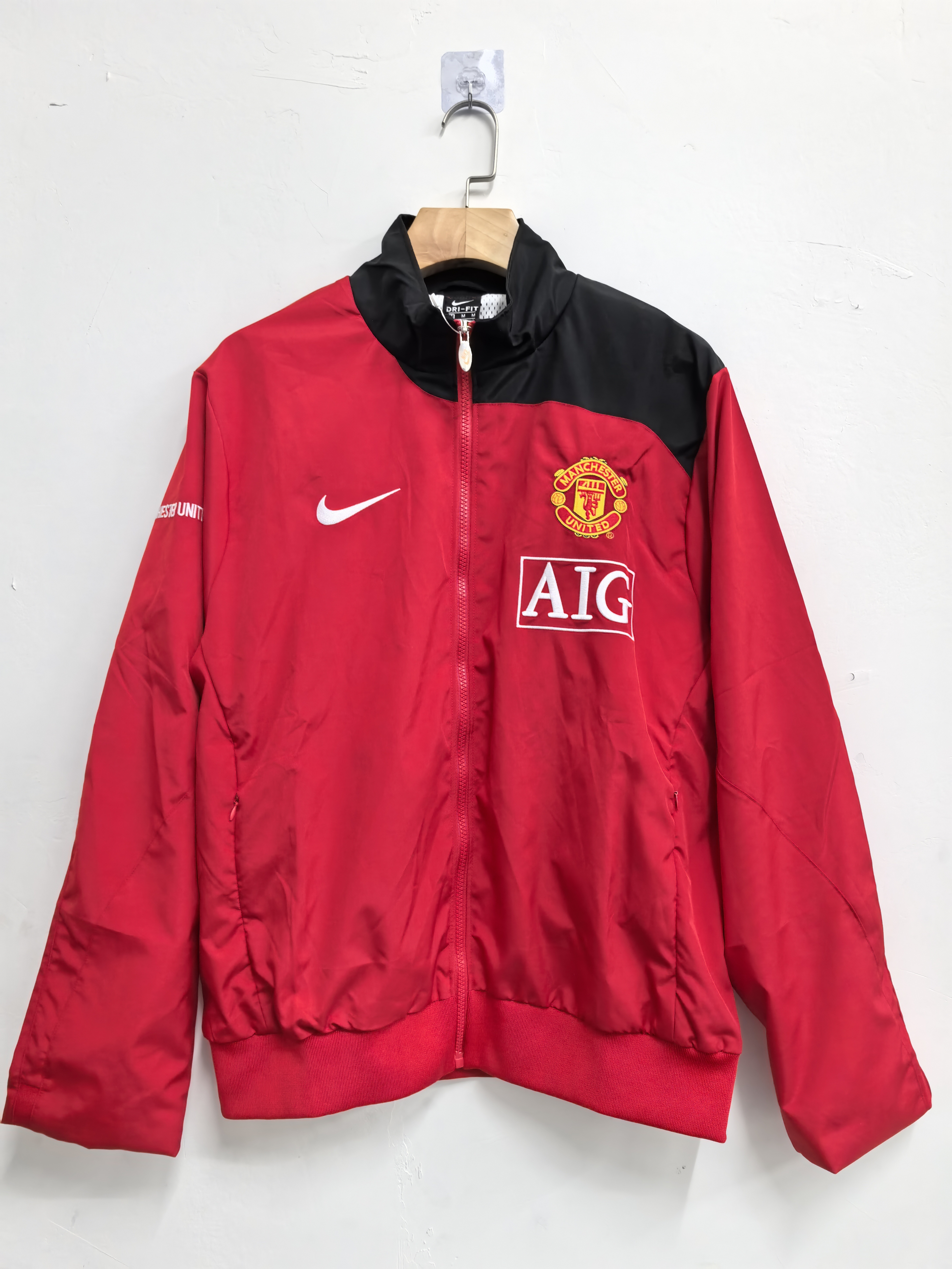 Manchester United Retro Windbreaker06-09