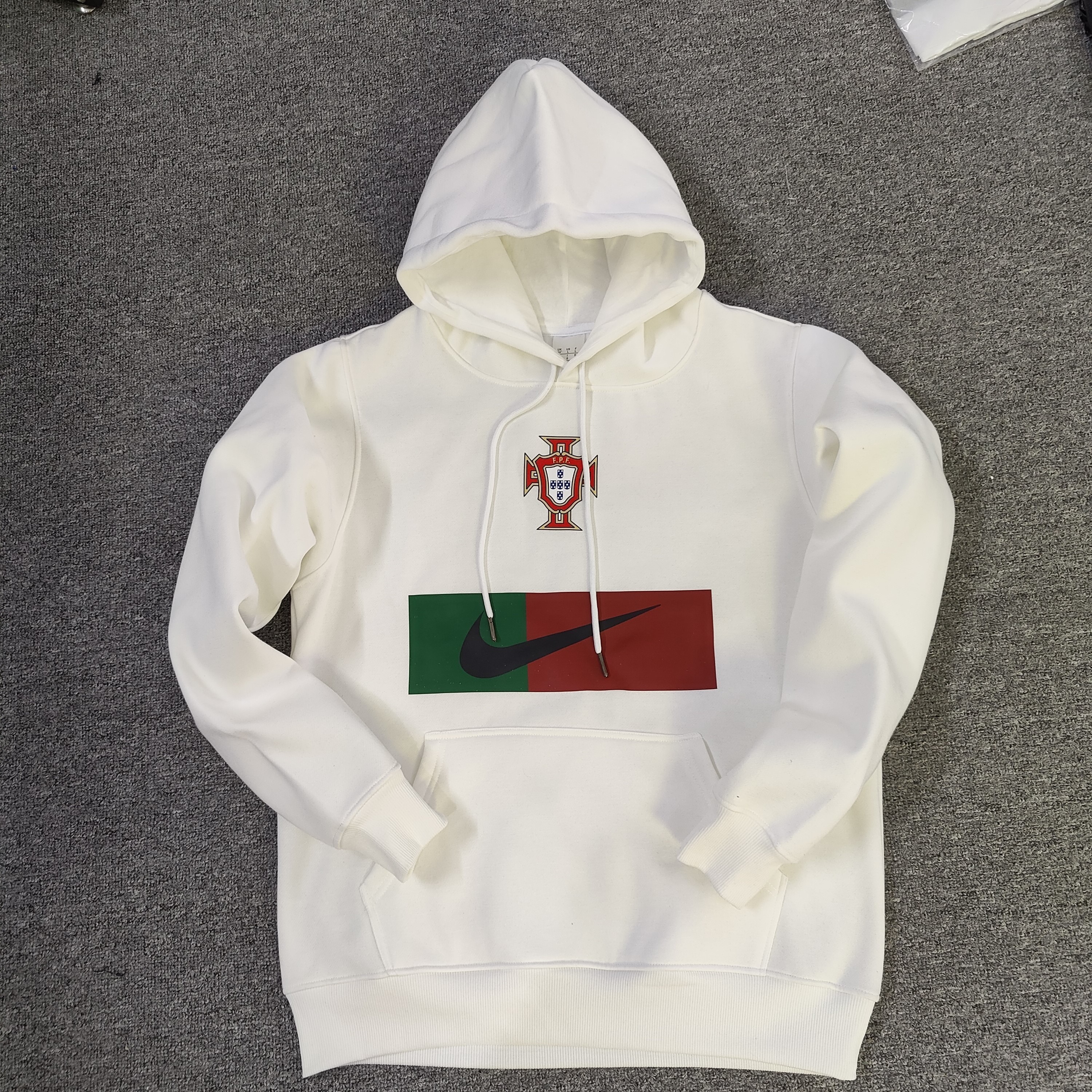 Portugal Football Fleece Lined Hoodie （Multiple colors）