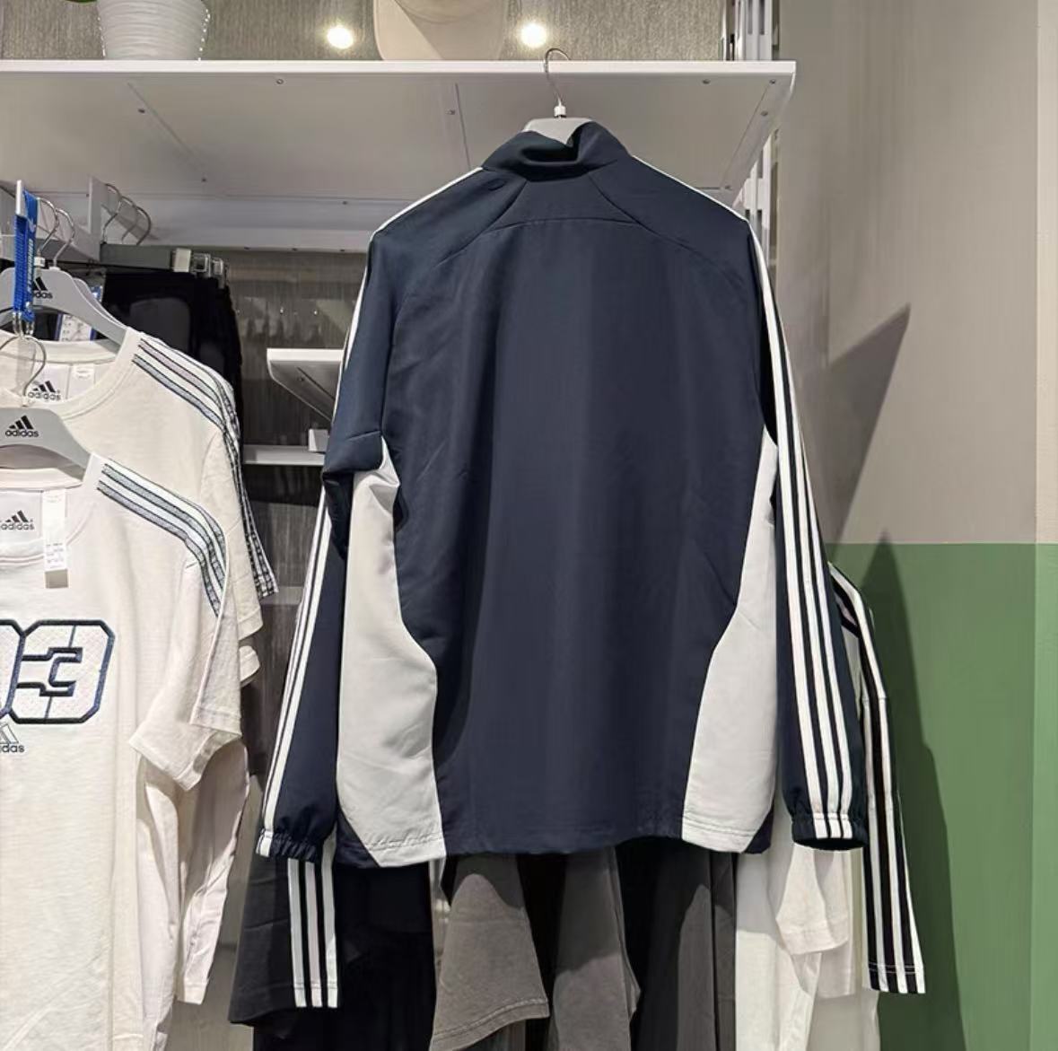 Real Madrid Retro Thick Windbreaker08-09