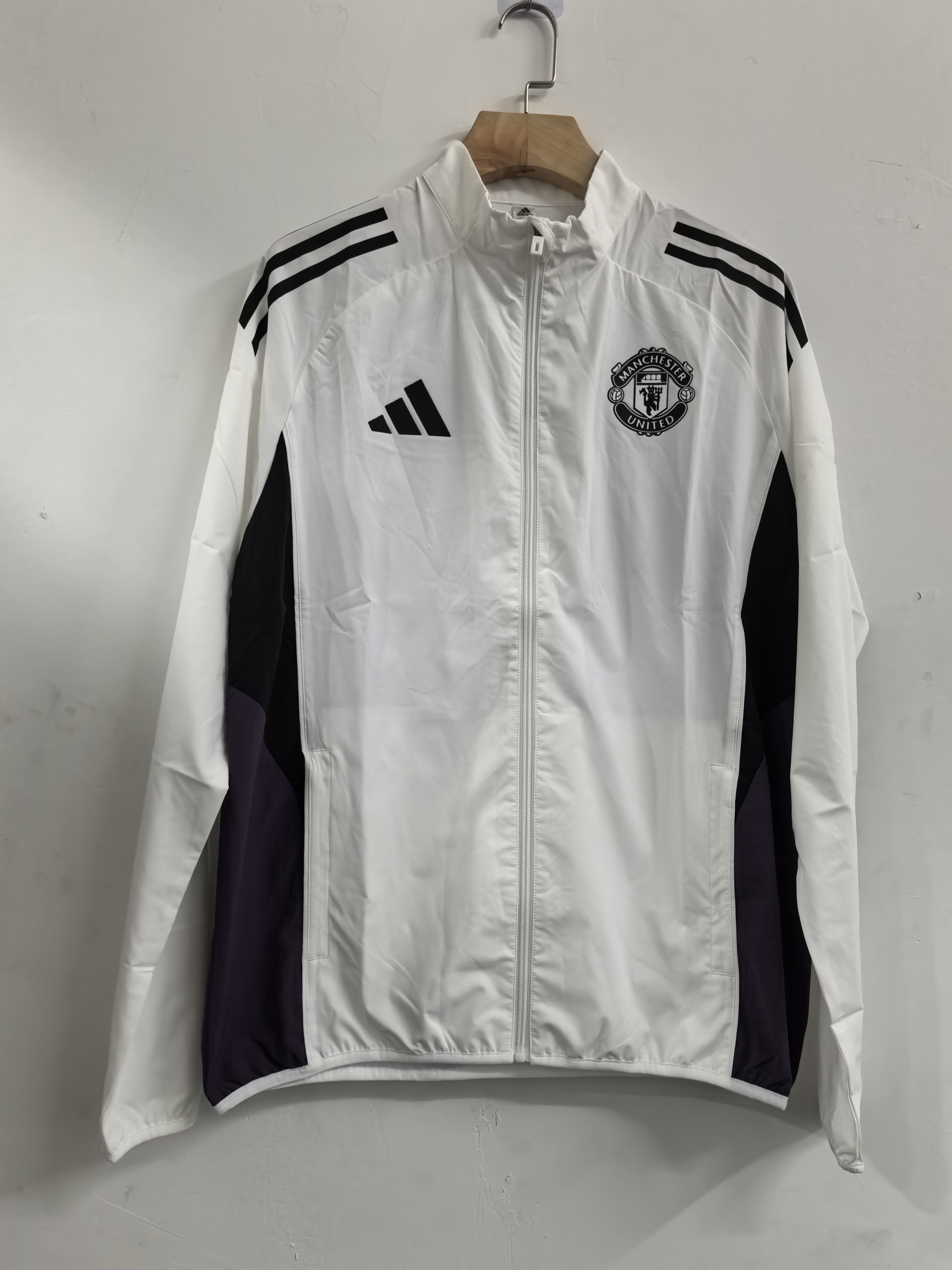 Manchester United Windbreaker 25-26
