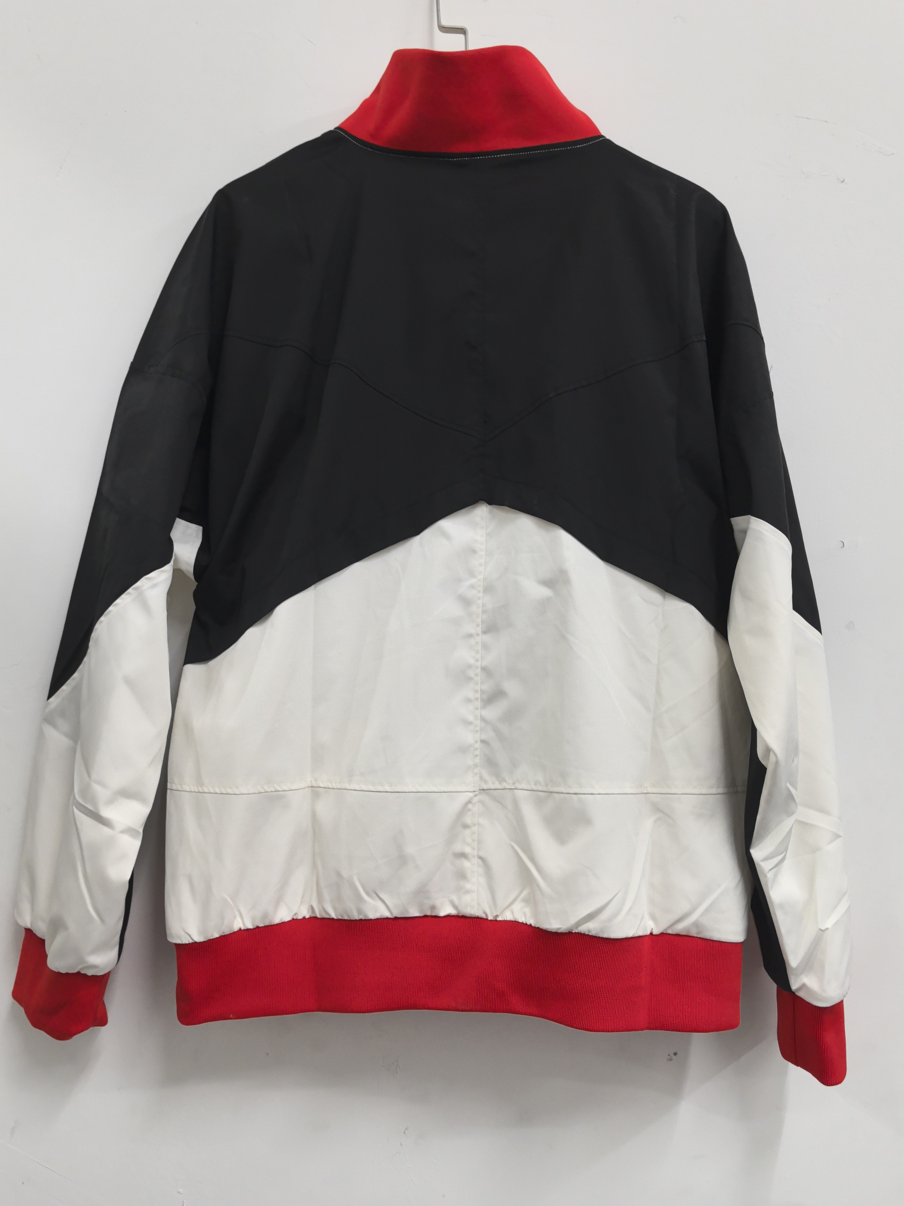 Liverpool Thick Windbreaker 24-25