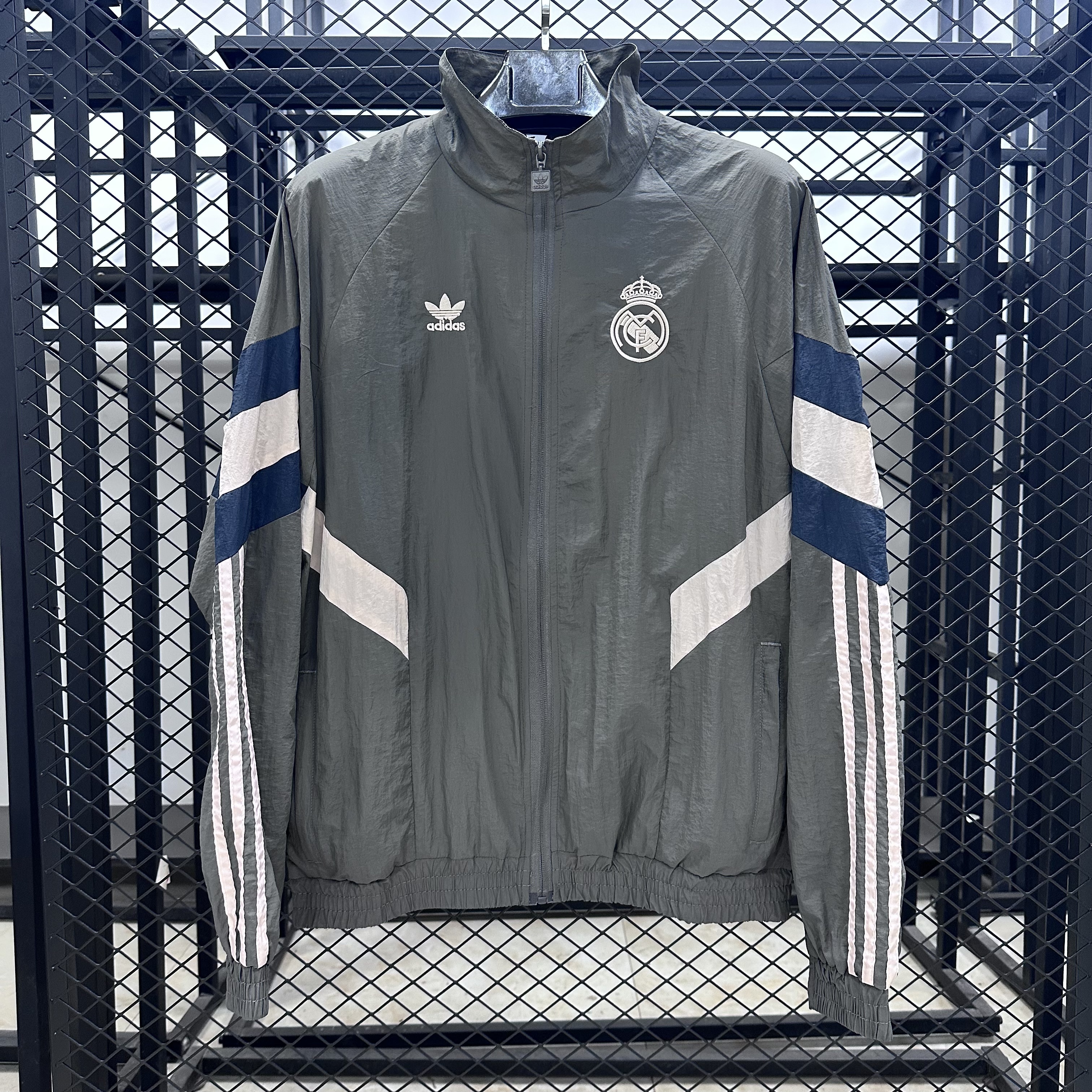 Real Madrid Windbreaker 24-25