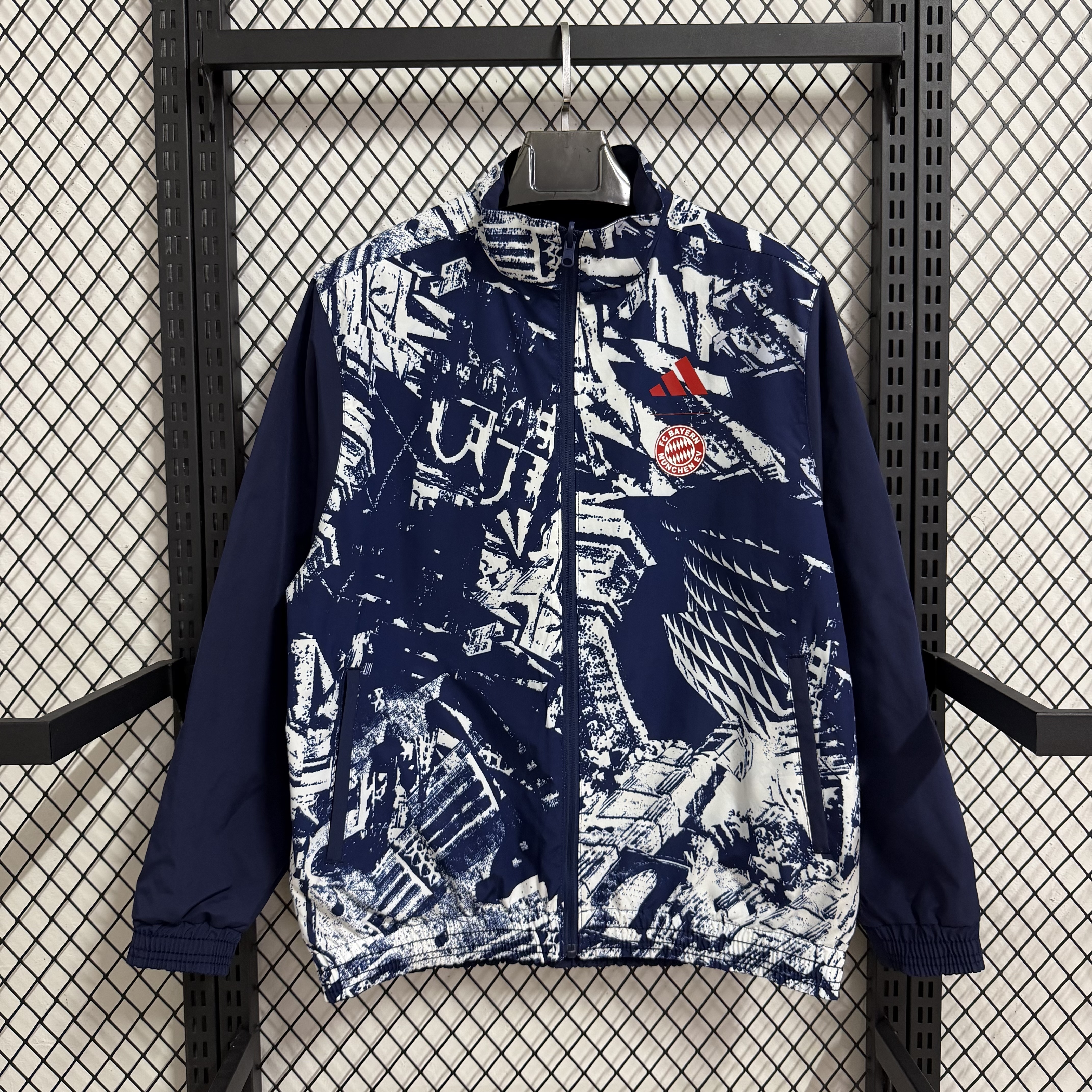 Bayern Munich Windbreaker 25-26