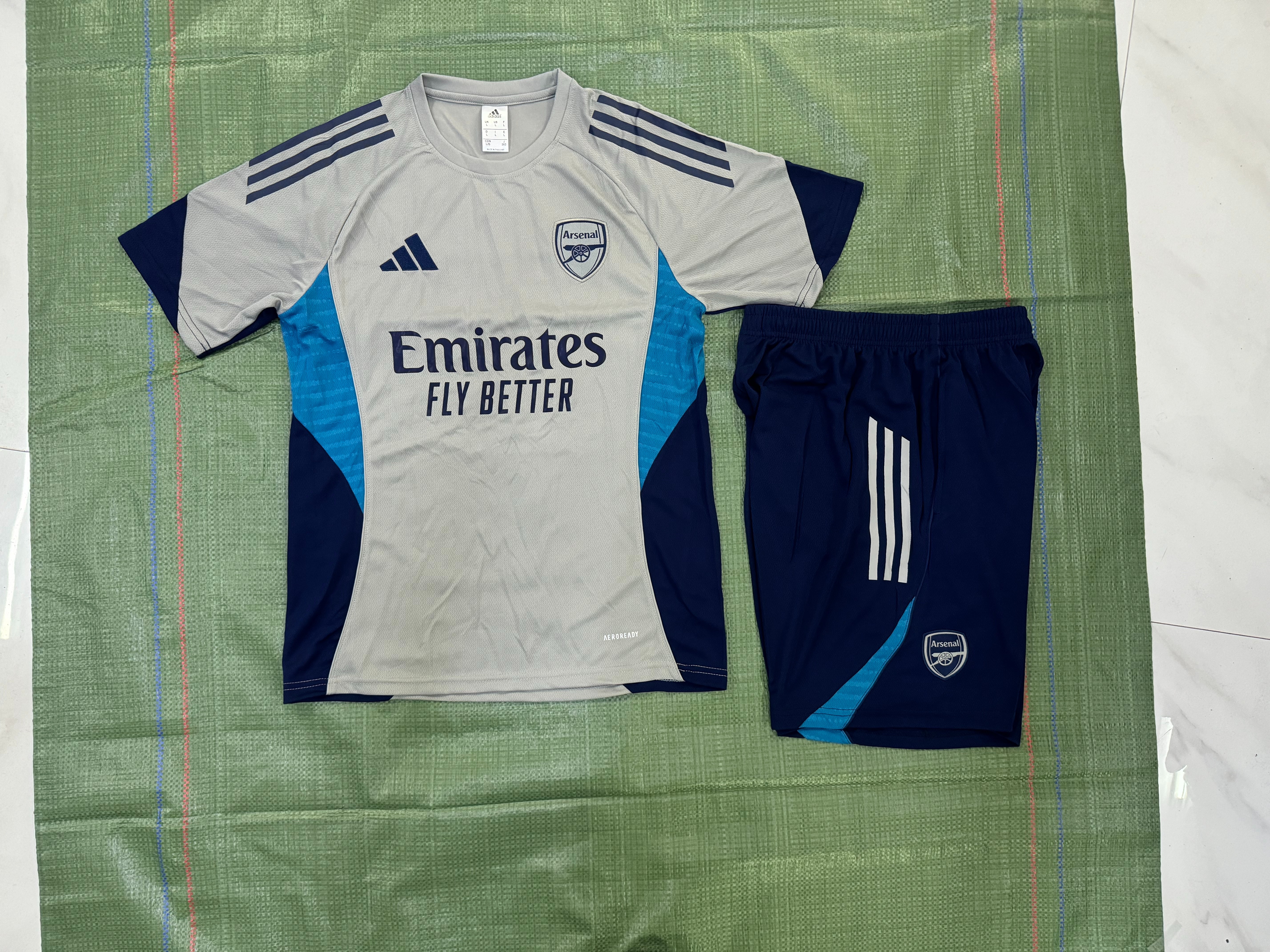 Arsenal Training Short Sleeve kits 25-26