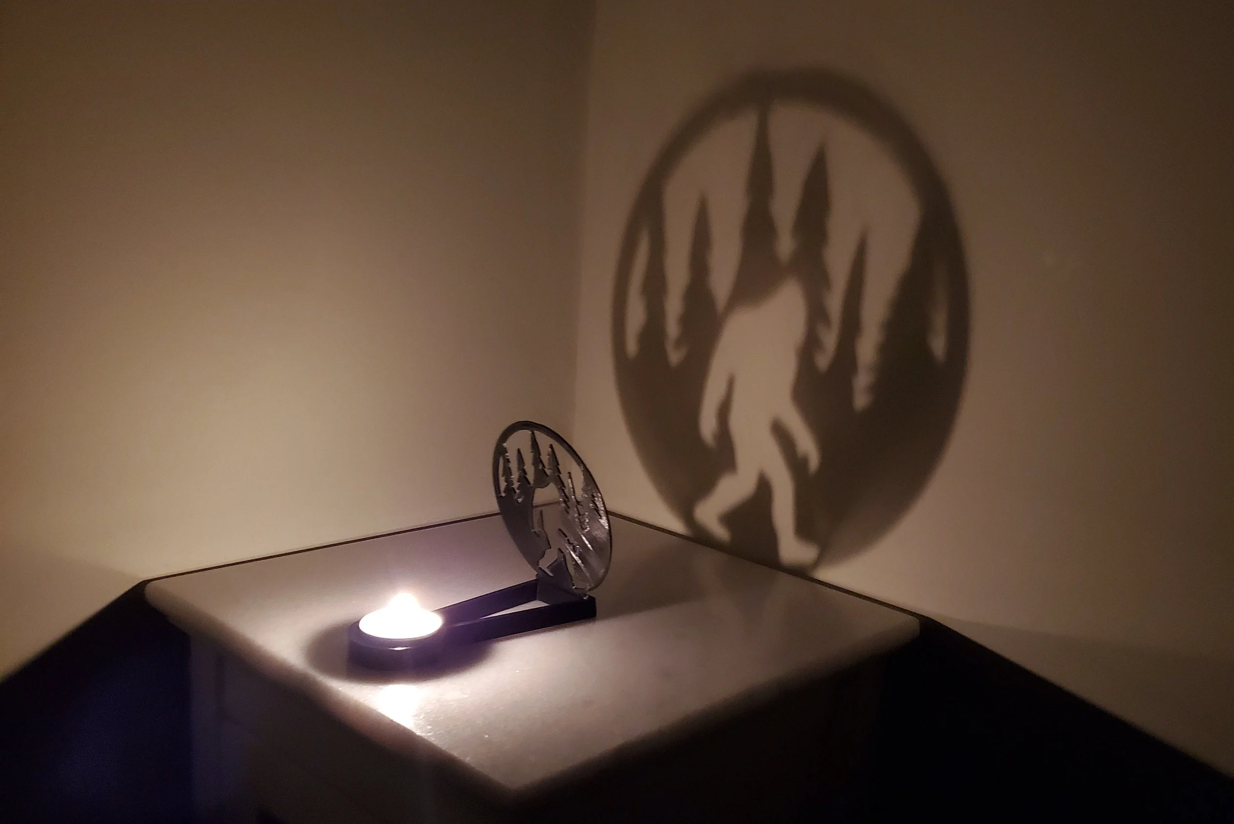 Buy 4PCS+ Free Shipping - Funny Shadow Stand