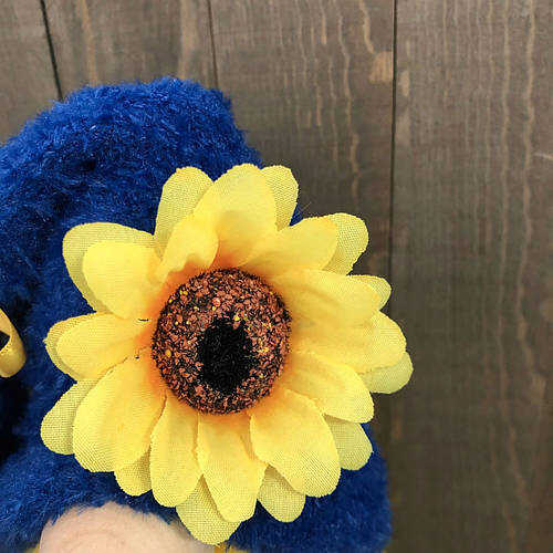SUNFLOWER GNOME --TIERED TRAY GNOME
