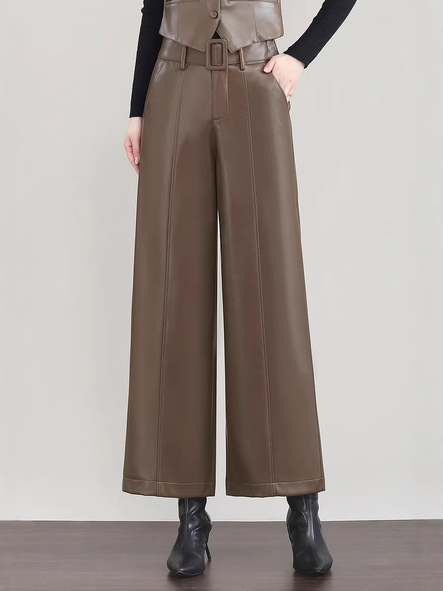 High-Waisted Wide-Leg Leather Trousers in Elegant Brown